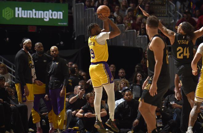 252